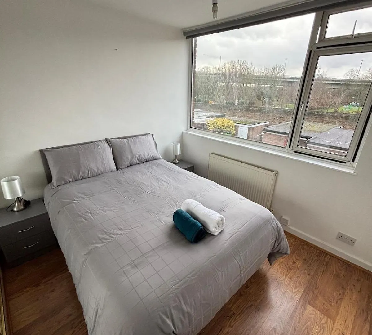 Brentford 3 Bed London Escape Parking Included Villa 0*,  United Kingdom