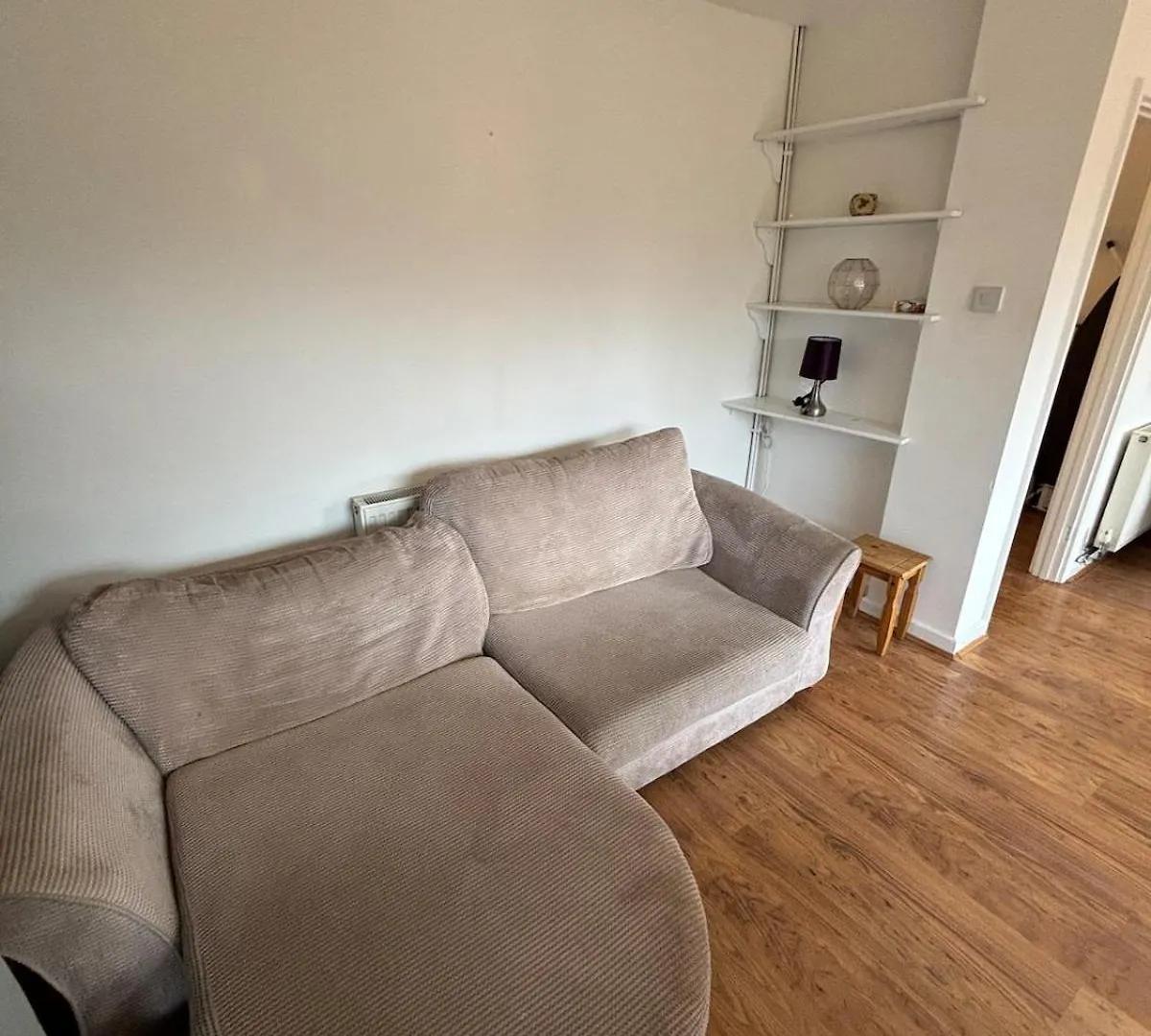 Brentford 3 Bed London Escape Parking Included Villa Holiday home